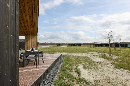 043 Natuurhuis Oeverlicht