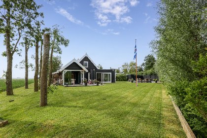 042 Zeeuwse Polderlodge