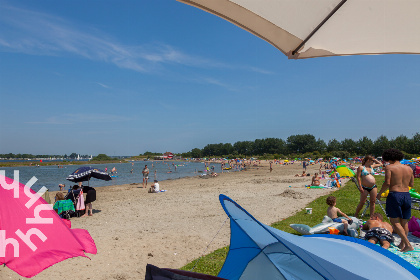 008 Gezellige en ruime 8 persoons vakantiewoning in Wolphaartsdijk