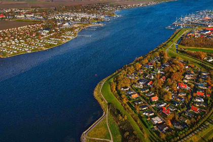 006 Vrijstaande 6 persoons vakantiewoning met sauna bij het Veerse Meer