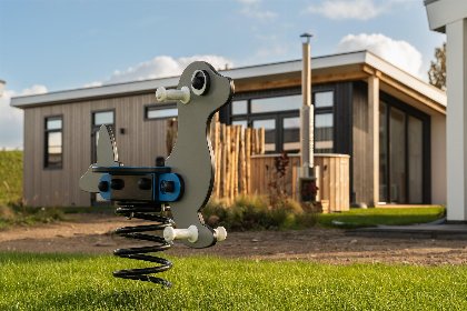 024 Zeebries | Hottub 