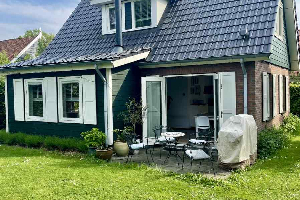 Sfeervolle 6 persoons vakantiewoning met grote tuin in Zonnemaire