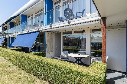 007 Kurhaus Residence Zoutelande | Luxe Verblijf aan Zee met eigen terras en prive sauna | Nieuwstraat 1   app. nr 4