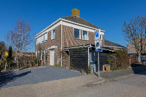 Luxe 4 persoons vakantiehuis in Zoutelande 250 meter van het strand