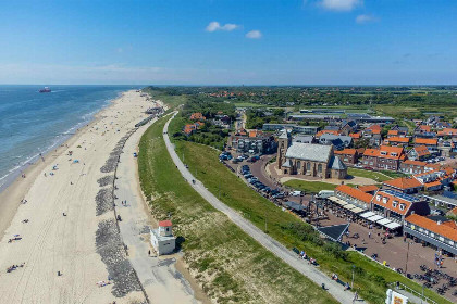 002 Ruime, sfeervolle 6 persoons vakantiebungalow dichtbij strand Zoutelande