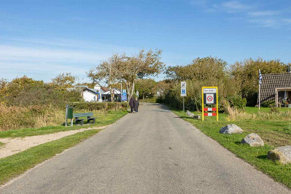 008 Ruime, sfeervolle 6 persoons vakantiebungalow dichtbij strand Zoutelande