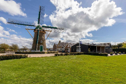 010 Sfeervol 2 persoons appartement naast de molen in Zoutelande 150 meter van het strand