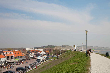 015 Sfeervolle 4 persoons vakantiewoning in het centrum op 100 meter van strand