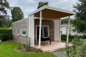 Sfeervolle 4 persoons Tiny House met airco op vakantiepark de Biesbosch bij Dordrecht