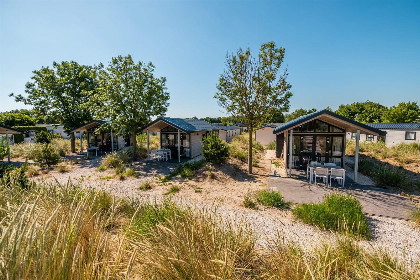 002 Knusse 4 persoons Tiny House dichtbij het strand