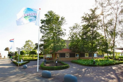 014 5 persoons chalet op een vakantiepark nabij Rotterdam