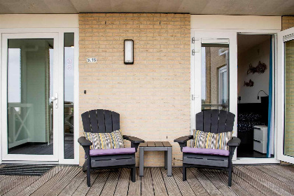 002 Heerlijk 4 persoons vakantieappartement direct aan de jachthaven en Geverlingen in Ouddorp