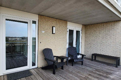 009 Heerlijk 4 persoons vakantieappartement direct aan de jachthaven en Geverlingen in Ouddorp