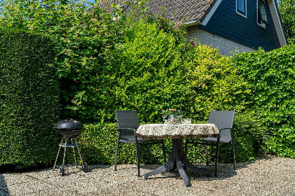 011 Heerlijk 4 persoons vakantiehuis met omheinde tuin, niet ver van het strand in Ouddorp