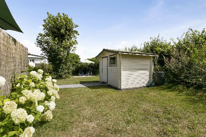 017 Heerlijk 6 persoons vakantiehuis in Ouddorp vlakbij het strand