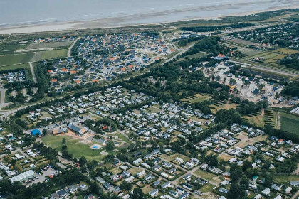 026 Moderne bungalow voor 4 personen vlak bij de kust, de natuur en Ouddorp