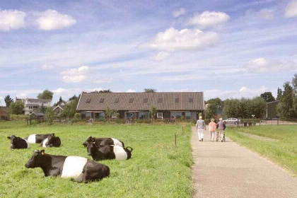 002 Luxe 8 persoons vakantiehuis op het erf van een boerderij vlakbij Rotterdam en Gouda