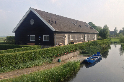 005 Luxe, ruim en rustig gelegen 8 persoons vakantiehuis vlakbij Rotterdam en Gouda