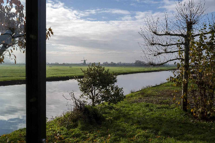 031 Geschakeld 10 persoons vakantiehuis aan het water in Roelofarendsveen