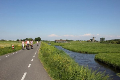 039 Vrijstaand 4 persoons vakantiehuis op Vakantiepark Wijde Aa in Roelofarendsveen