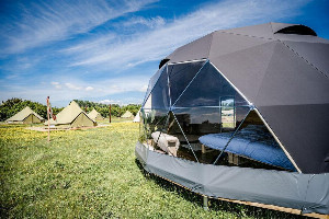 Cast Away Dome (inclusief ontbijt)