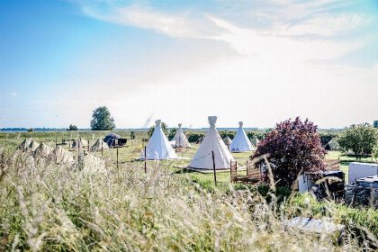 006 Cast Away Dome (inclusief ontbijt)
