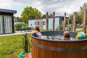 Dijk Lodge met Hottub Dijk Lodge met Hottub