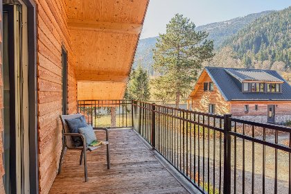 028 Seechalet Afritz