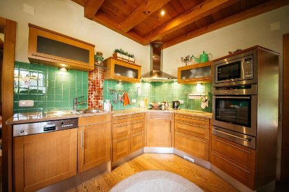 002 Feistritz Berg und See