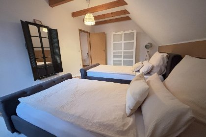 006 Feistritz Berg und See