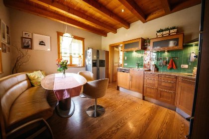 010 Feistritz Berg und See