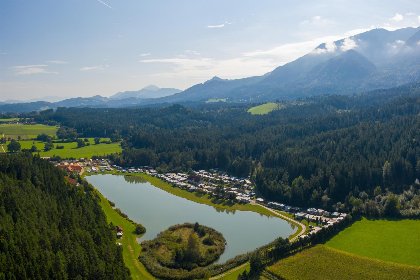 023 Feistritz Berg und See