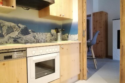 002 See Chalet 50
