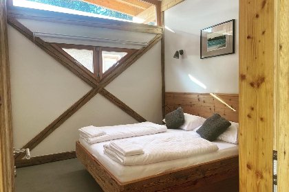 005 See Chalet 50