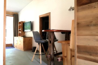012 See Chalet 50