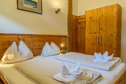 037 See Chalet 50