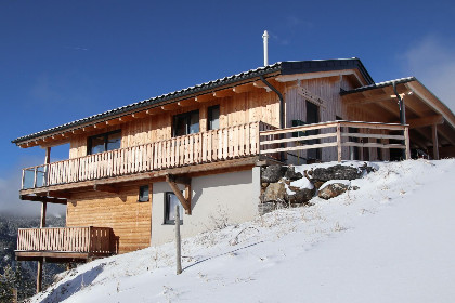 046 Alpina Lodge