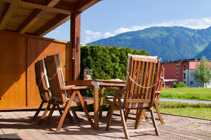 001 Casa Nostra