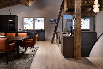 005 Das Haus am Berg