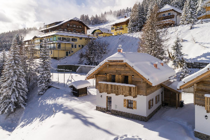 032 Chalet Petra