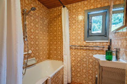 020 Haus am Stein