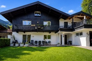 LiniEli Lodge