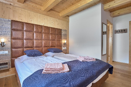 007 Mur Chalet St Michael L