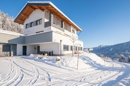 001 Mountain Apartment