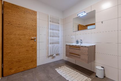 022 Mountain Apartment