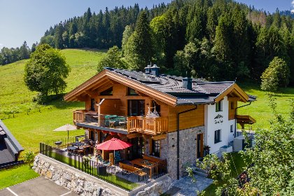 049 TauernLodge Rote 8er Blick 42D