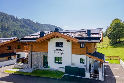 050 TauernLodge Rote 8er Blick 42D