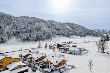 040 Tauernlodge Wagrain Bergblick 42C