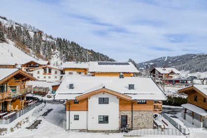 041 Tauernlodge Wagrain Bergblick 42C