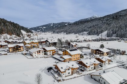 042 Tauernlodge Wagrain Bergblick 42C
